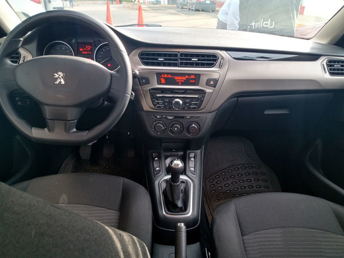 Imagen 2 de 11 de Peugeot 301 2021 1.6 Active Mt