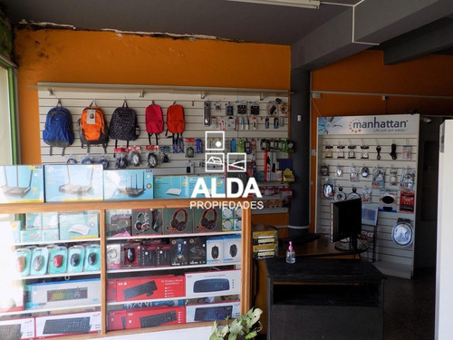 Local Comercial Centro Piriápolis Venta Lo102031