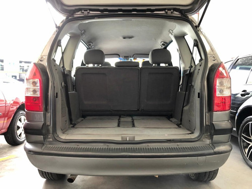 Imagem 8 de 10 de Chevrolet Zafira Comfort