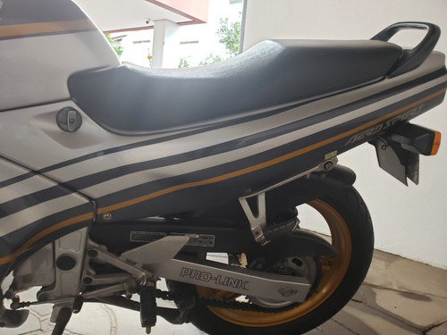 Imagem 4 de 15 de Honda Cbr 450sr