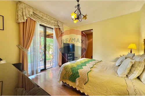 Amplia Casa Ñuñoa 4d Gran Jardin Y Piscina