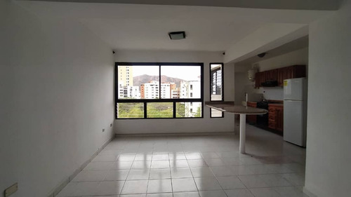 Imagen 6 de 22 de Valles De Camoruco Orinoco Suites Apartamento Vende Yackeline Tovar 04145831984