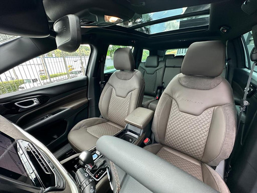 Jeep Commander 2.0 TD380 TURBO DIESEL OVERLAND AT9