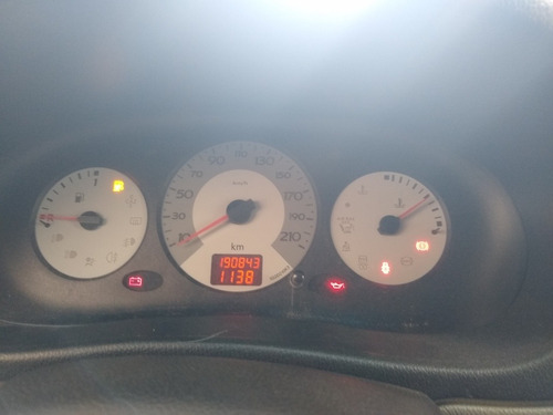 Imagem 2 de 7 de Renault Kangoo 1.6 16v Express Flex