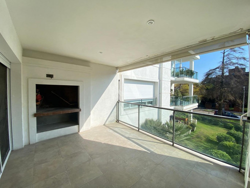 Imagen 4 de 25 de Apartamento Venta Carrasco 3 Dormitorios Liorna Mts Lawn Barbacoa Propia Parrillero Garaje X 2