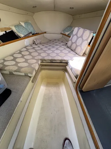 Mediterranean 285 2013 Volvo 320 Ho Duo Prop