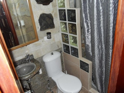 Imagen 7 de 15 de Eloisa Mejia Rentahouse Vende Townhouse En Las Chimeneas Valencia 22-3742