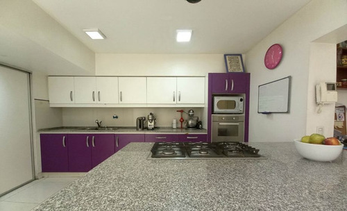 Imagen 4 de 11 de Casa En Venta En Castelar Norte