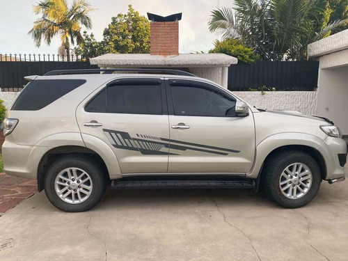 Toyota Sw4 3.0 Srv Cuero I 171cv 4x4 5at 2012