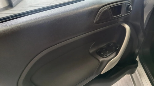 Ford Fiesta 1.6 At