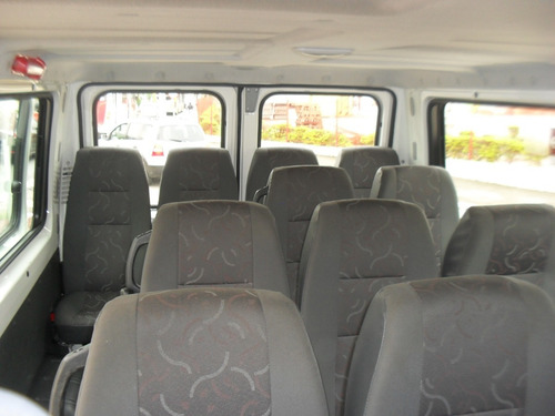 Peugeot Boxer 2.3 15 Lugares Completa 2016