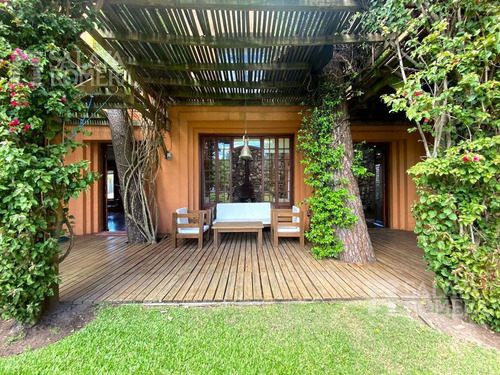 Imagen 22 de 30 de Venta Casa En Barrio Cerrado - 5 Dormitorios- 4 Baños - Punta Del Este -la Arbolada Ref:3215369