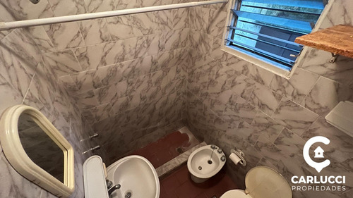 Imagen 3 de 7 de Chalet En Ph En Venta En Castelar