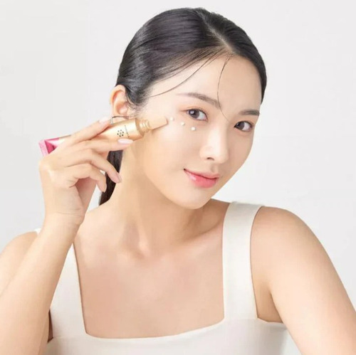 Ahc Premier Ampoule In Eye Cream Core Lifting 40ml -ver.2024 Hora de aplicação Dia/Noite Tipo de pele Todos os tipos de pele
