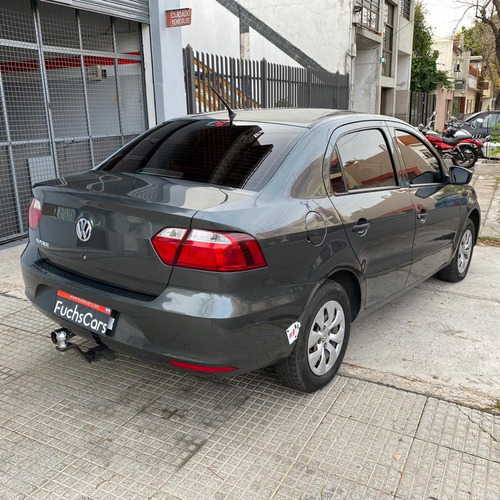 Volkswagen Voyage 1.6 Comfortline 101cv