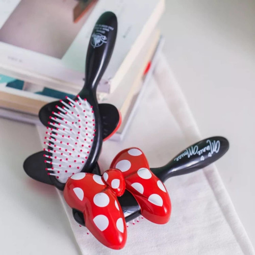 Imagen 2 de 5 de Cepillo De Cabello Minnie Importado
