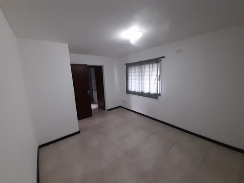 Duplex En Alquiler En Ituzaingo Norte
