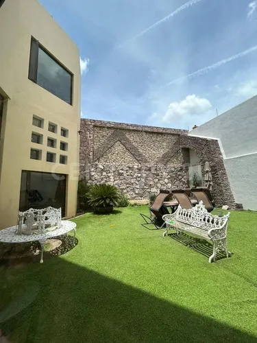Residencia En Venta, Pulgas Pandas Norte