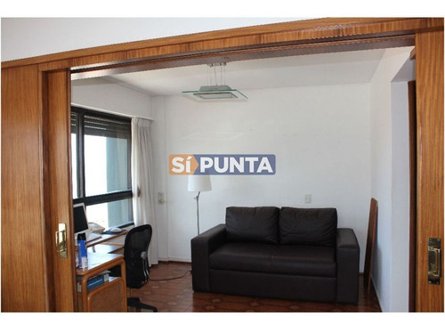 Imagen 18 de 30 de Apartamento En Alquiler Anual Zona De Península !!!