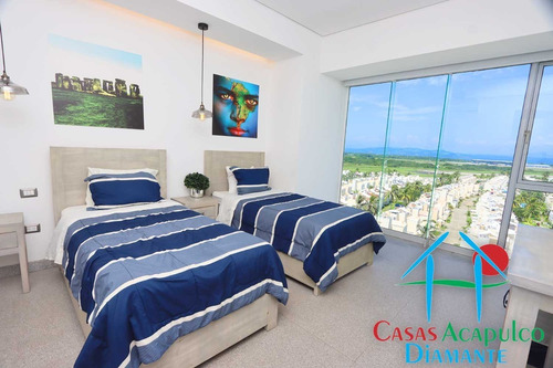Imagen 26 de 30 de Cad Ocean Front 803. Terraza Con Vista Frontal Al Mar