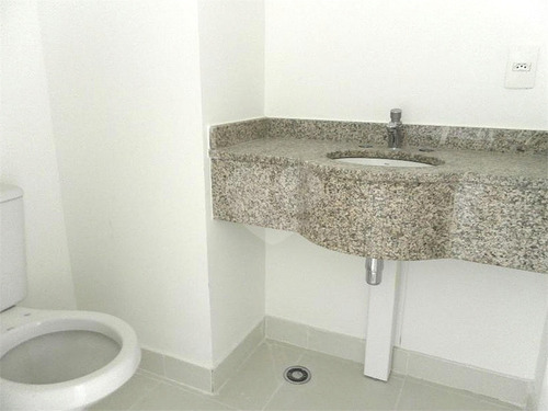 Imagem 11 de 18 de Venda E Locação Sala Comercial Com 130m² 02 Banheiros E 02 Vagas - Reo386826