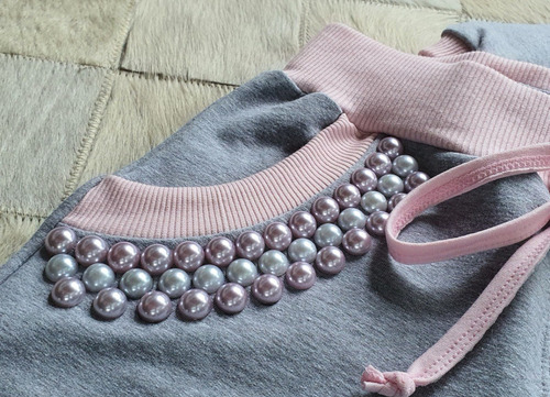 Conjunto Princesa Bordado Coração - Blusinha E Calça Moletom