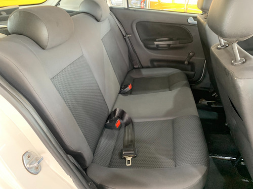 Volkswagen Gol 1.0 12V MPI TOTALFLEX TRENDLINE 4P MANUAL