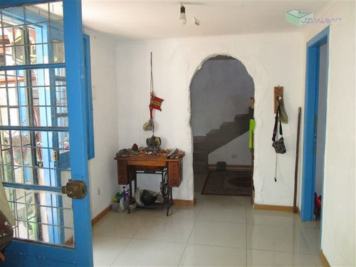 Casa En Venta De 3 Dorm. En La Reina