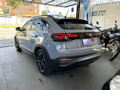 Volkswagen Nivus 1.0 Highline 200 Tsi Aut. 5p 6 marchas