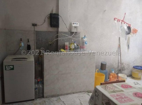 Imagen 24 de 28 de Casa En Venta La California Norte 22-23544juan Paz 0412-6250686