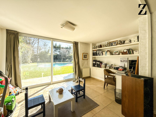 Casa En Venta De 1800 M2 De Lote Y 550 M2 Cubiertos En La Horqueta