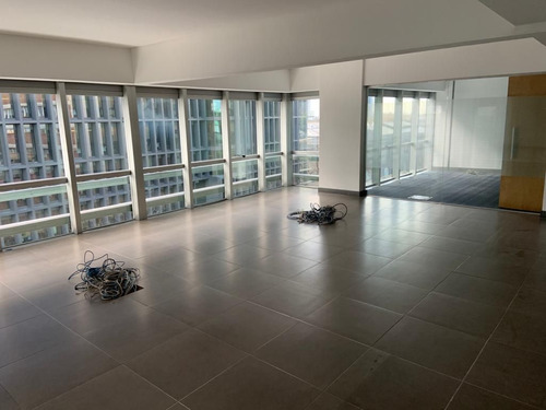 Imagen 1 de 12 de Oficina Venta Puerto Madero 125m2 Cocheras
