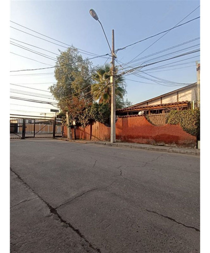 Casa En Venta De 2 Dorm. En La Florida Dos Locales Comercial
