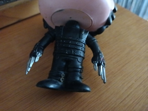 Funko Pop 17 Edward Scissorhands, Vintaje Loose. (Usado)