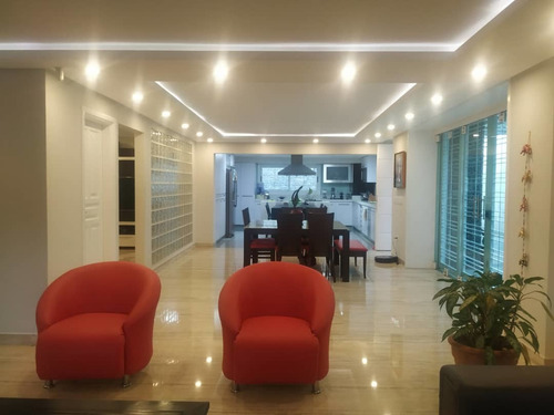 Imagen 2 de 14 de Casa 1000m2 Urb La Rosaleda Norte San Antonio De Los Altos