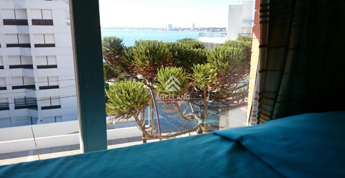 Casa A Pasos De La Rambla Mansa - Apta Para Hostel Y Gastronomía.