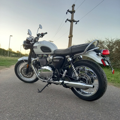 Triumph Bonneville T120 Diamond