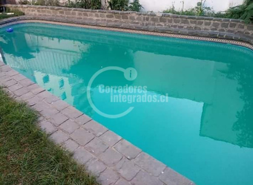 Venta Casa En Viña Del Mar, Sector Oriente,solida Y Luminosa