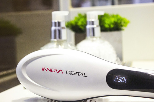 Cepillo Alisador Gama Innova Digital Profesional 230° Quick Heat
