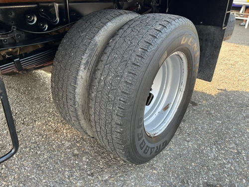 Imagen 16 de 18 de Ford F-350