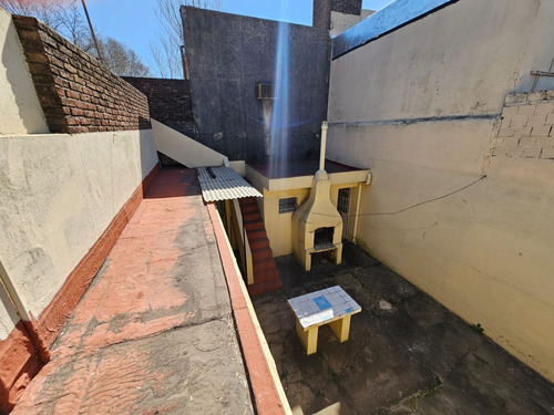 Casa En Venta 3 Ambientes Con Patio Y Terraza