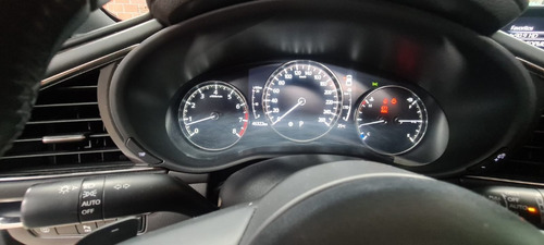 Imagen 8 de 11 de Mazda 3 Hb Grand Touring 2019