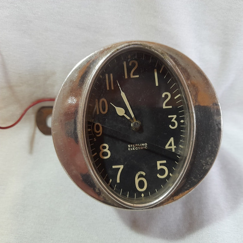 Antiguo Reloj Electrico De Auto Sterling Electric