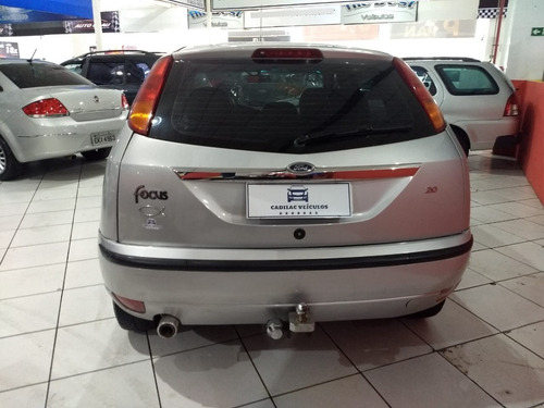 Imagem 5 de 14 de Focus Hatch Ghia 2.0 Automatico