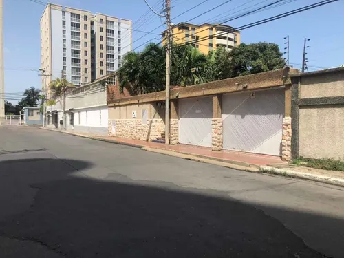 Casa En Venta Lechería 860 M2