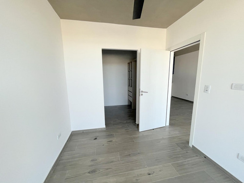 Departamento A Estrenar 2 Amb Con Balcon Terraza Monte Castro