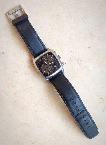 Hermoso Reloj Fossil Watches Square 3 Pi ones Funcional