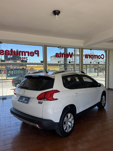 Peugeot 2008 1.6 Allure
