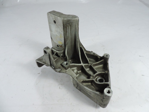 Soporte Licuadora Y Compresor Fiat Strada 1.8 2009-2013