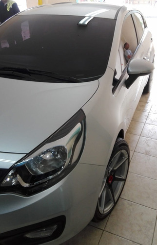 Kia Rio Sedán 1.2